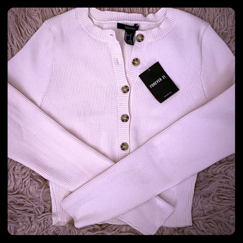 Sold ‼️Forever 21 sweater